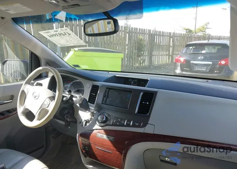 2013 Toyota Sienna Xle V6 8 Passenger из США, поврежденный, VIN 5TDYK3DC1DS400235